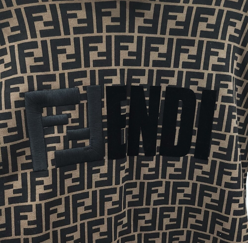 [럭스유] S / 펜디 FF 주카 후드 티셔츠