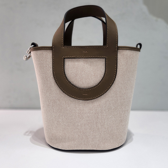 에르메스 인더루프 18 캔버스 스위프트 은장 토트백 25년 미사용제품 
