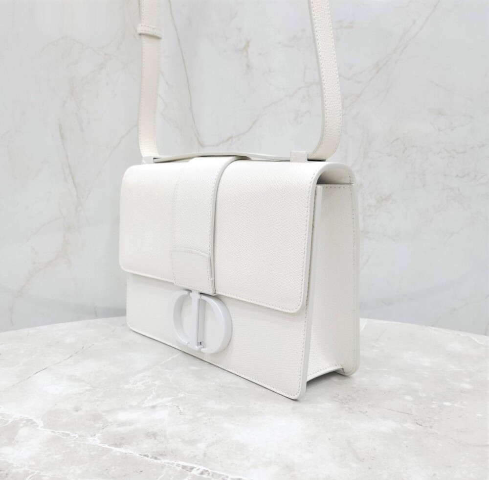 [럭스유] (새상품) 디올 화이트 몽테인 30 레더 숄더백