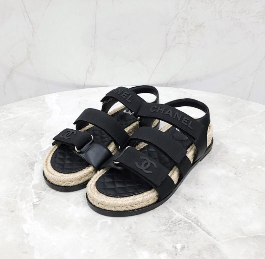 [럭스유] (새상품) 36 / 샤넬 CC로고 벨크로 에스파듀 샌들 G38177