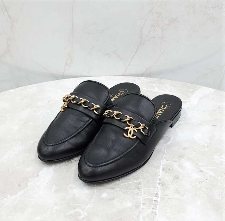 [럭스유] 39 / 샤넬 CC로고 체인 블로퍼 뮬 G36421