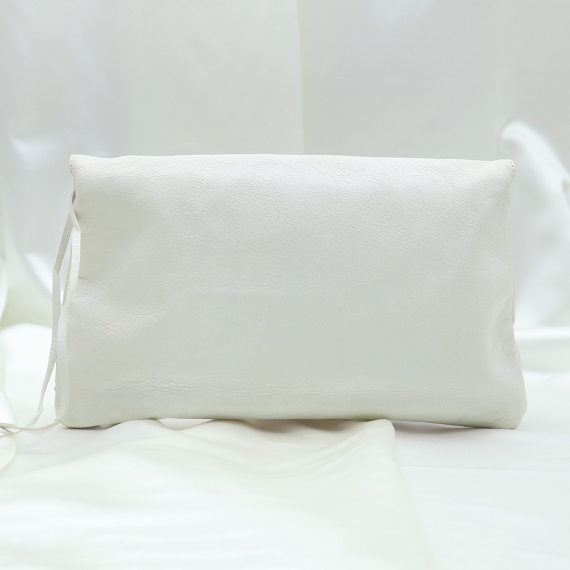 Balenciaga(발렌시아가) 186182 화이트 램스킨 자이언트 골드 엔벨로프 클러치