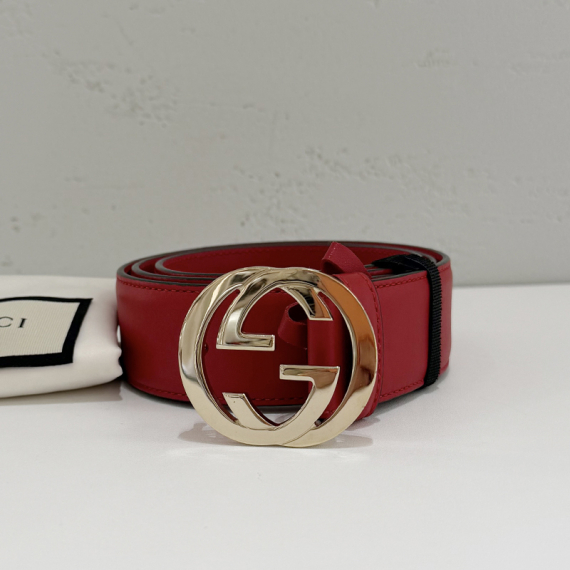 구찌 GG 인터로킹 레더 문 모드 레드 벨트 546386