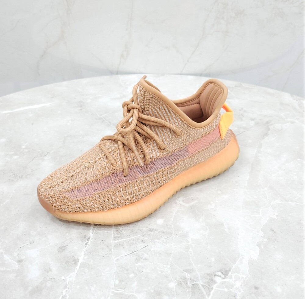 [럭스유] US5 / 아디다스 이지부스트 350 V2 클레이 EG7490