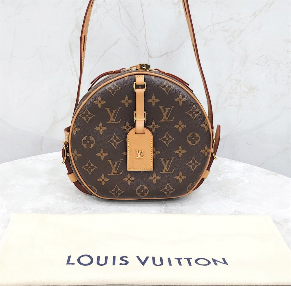 [럭스유] 루이비통 부아뜨 샤포 수플 모노그램 크로스백 MM M45647