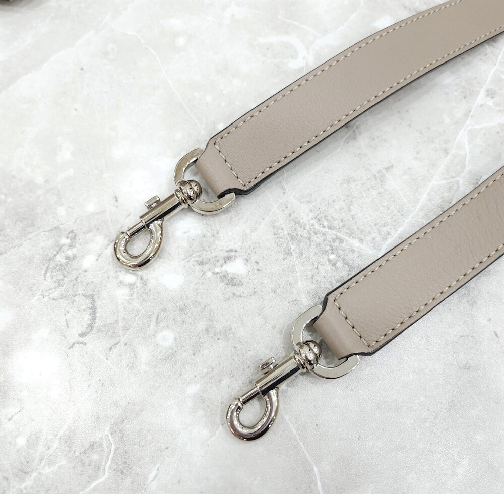 [럭스유] 펜디 바이더웨이 토트 숄더백 8BL125