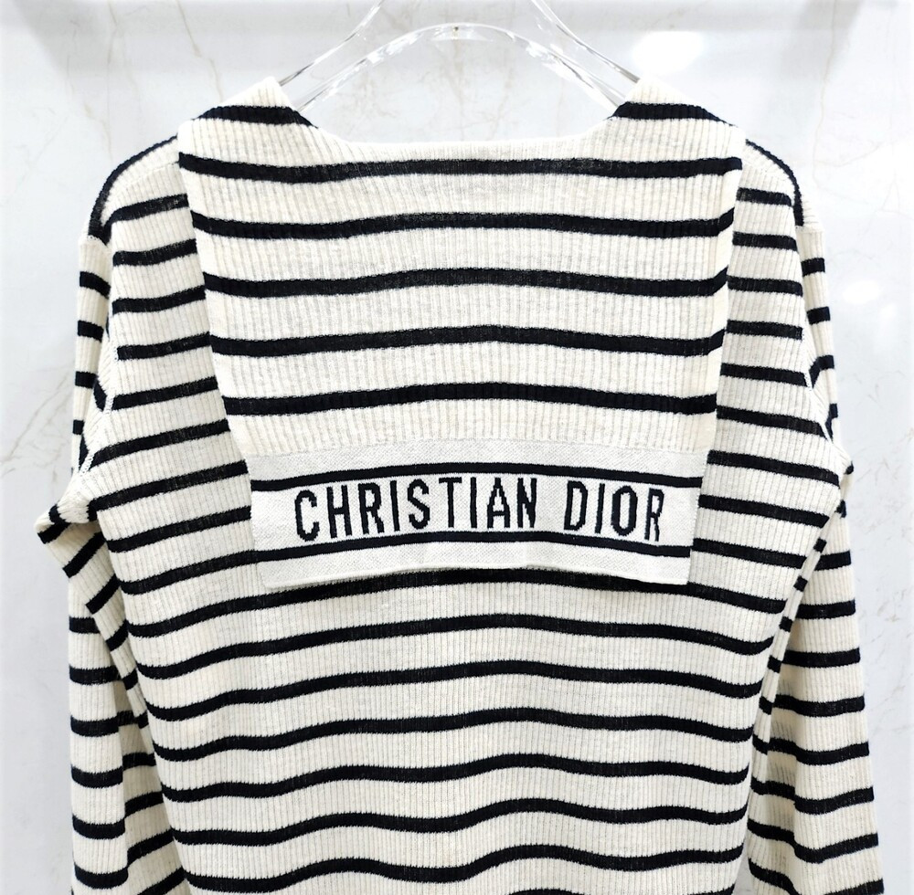 [럭스유] 36 / 디올 리비에라 레이스업 네크라인 스웨터 544S61A7034