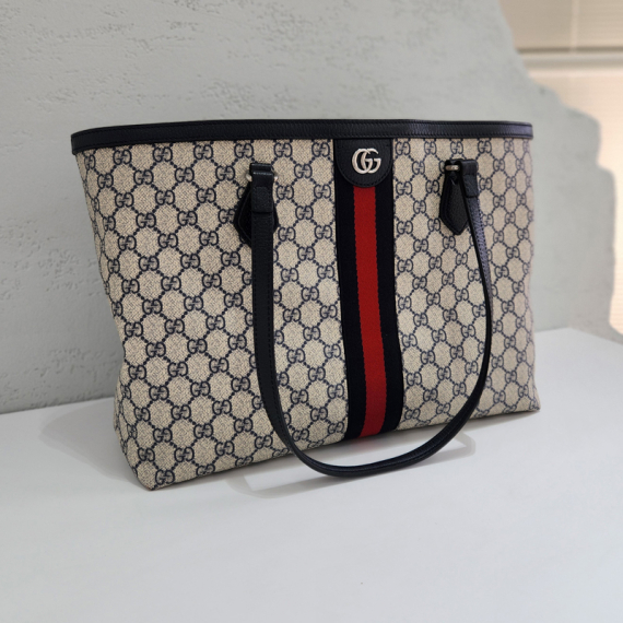 구찌 오피디아 GG 수프림 네이비 라지 쇼퍼백 631685