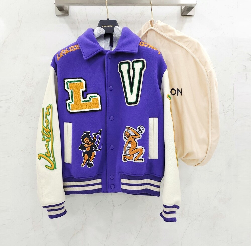 [럭스유] 52 / 루이비통 멀티 크레스트 레더 바시티 자켓