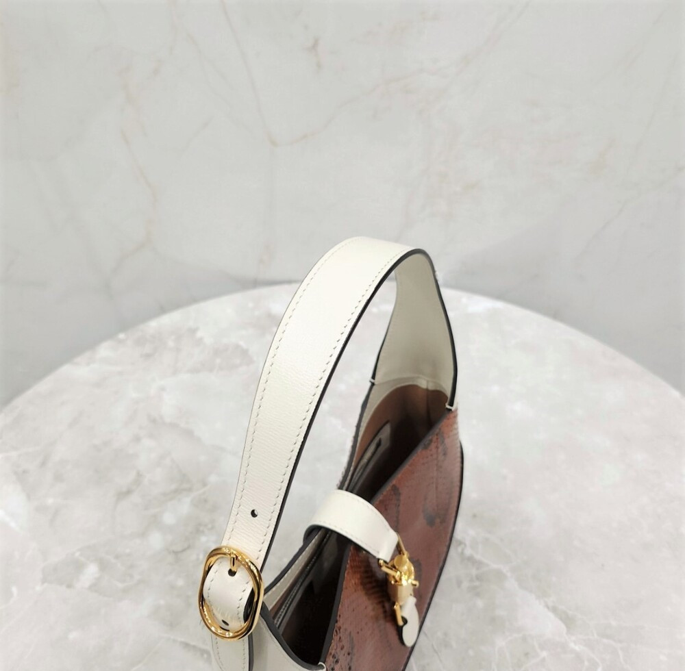 [럭스유] (새상품) 구찌 재키 1961 스몰 파이썬 백 636706