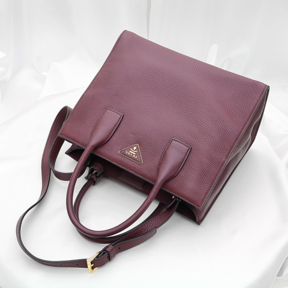 Prada(프라다) BN2693 버건디 비텔로 다이노 금장 트라이앵글 로고 2WAY