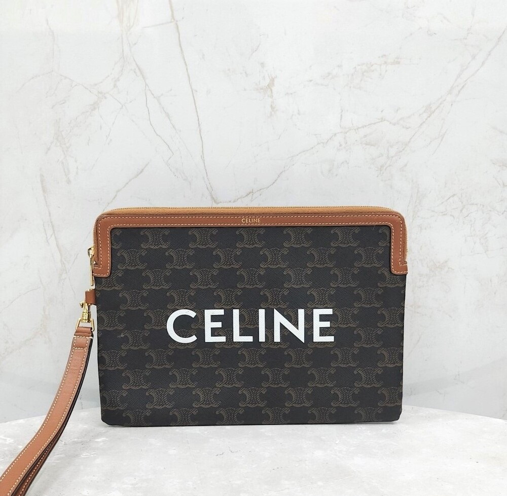 [럭스유] 셀린느 스몰 퀴르 트리옹프 스트랩 파우치 탄 10J502FES