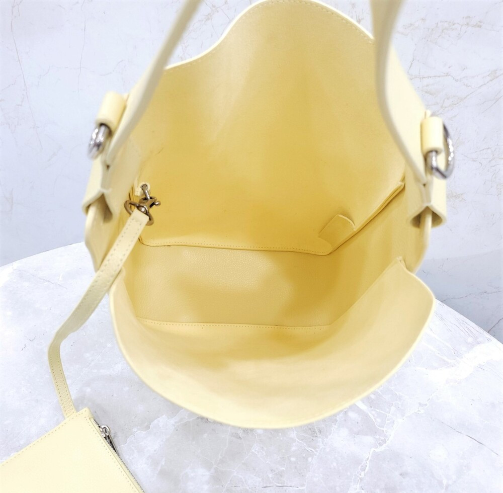 [럭스유] 발렌시아가 툴 20 옐로우 레더 토트 크로스백 659920