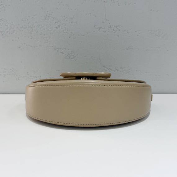 셀린느 퀴르 트리오페 베사체 숄더백 111233DU3 전시상품급