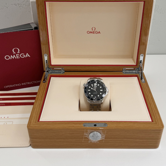 오메가 씨마스터 다이버300 42MM 남성시계 210.30.42