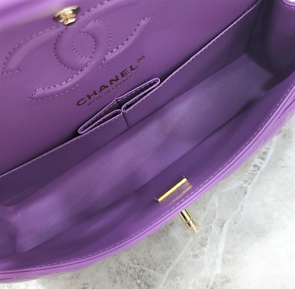 [럭스유] (새상품) 샤넬 클래식 스몰 플랩백 퍼플 샴페인골드 A01113