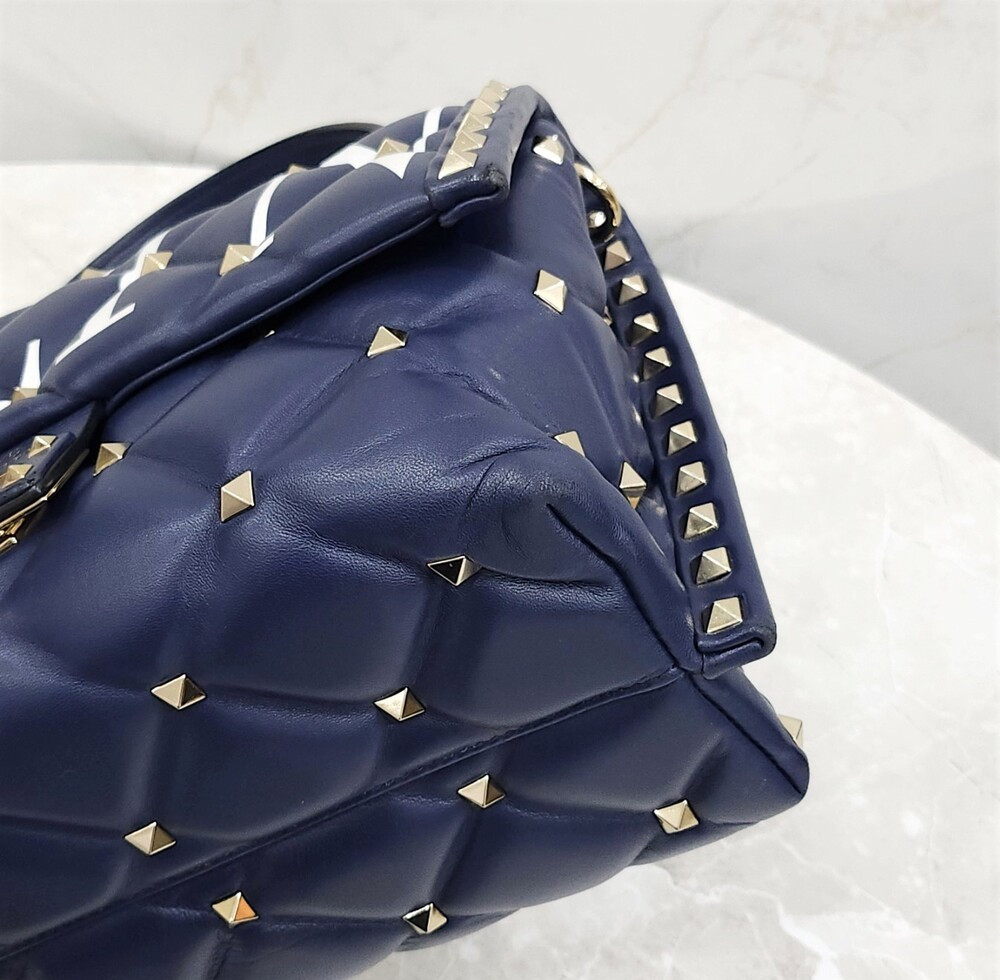 [럭스유] 발렌티노 캔디 스터드 VLTN 탑핸들 토트백