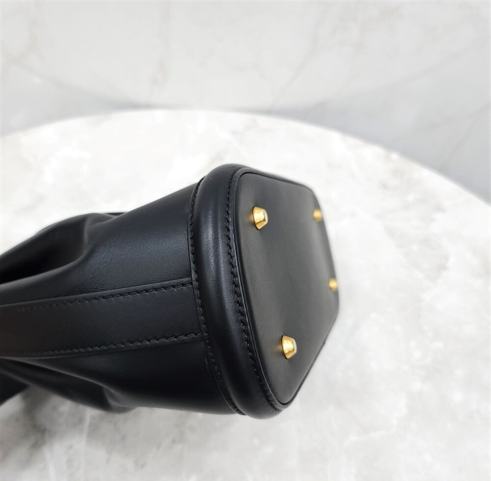 [럭스유] 디올 쎄 디올 블랙 CD 미디엄 백 M2271UBHA_M900