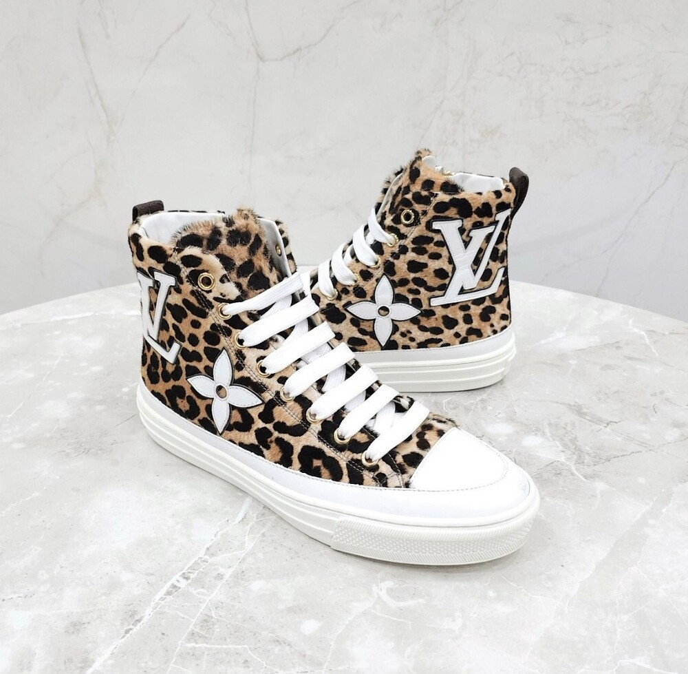 [럭스유] 36 / 루이비통 LV 레오파드 자수 패치 스니커즈
