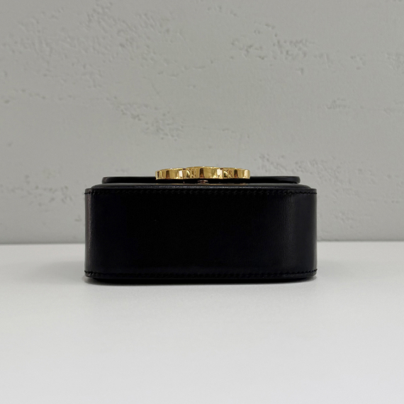 셀린느 미니 클로드 샤이니 카프스킨 크로스백 10I513DPV