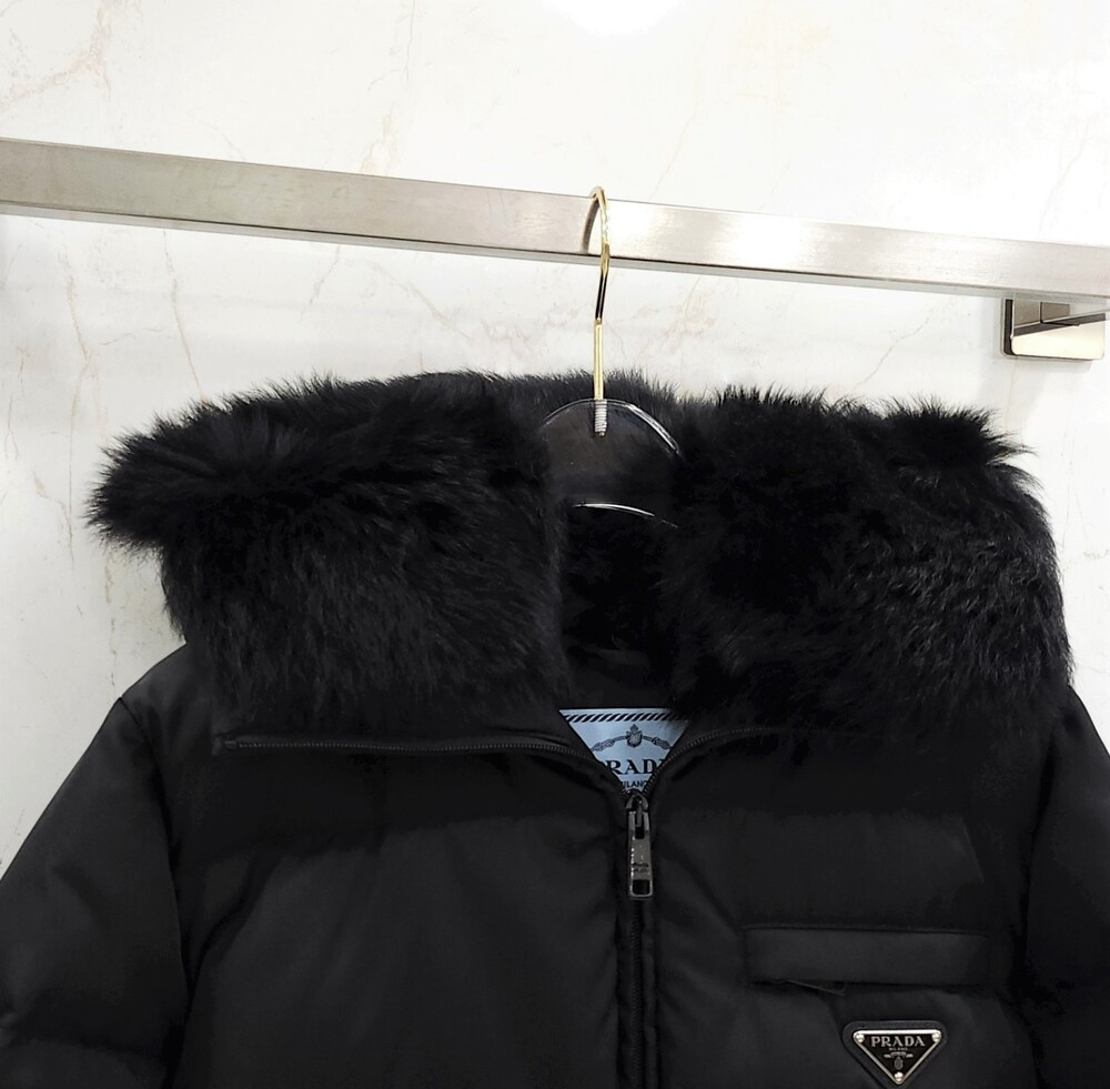 [럭스유] 36 / 프라다 개버딘 여성 푸퍼 패딩 자켓 291808