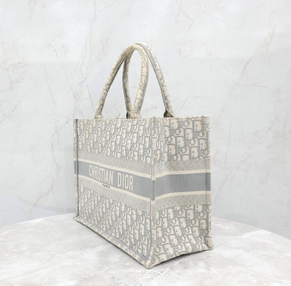 [럭스유] 디올 그레이 오블리크 북토트 백 미디엄 M1296ZRIW