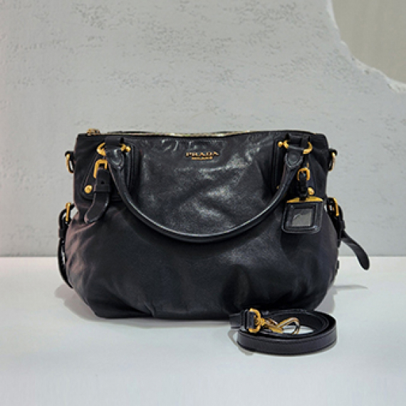 프라다 소프트 카프스킨 금장 숄더백 BR4281