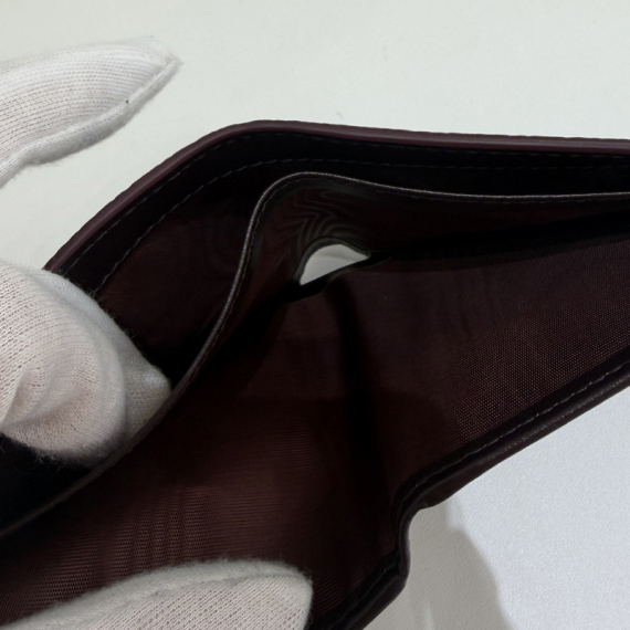 구찌 GG 수프림 남성 반지갑 25년 미사용제품 768243