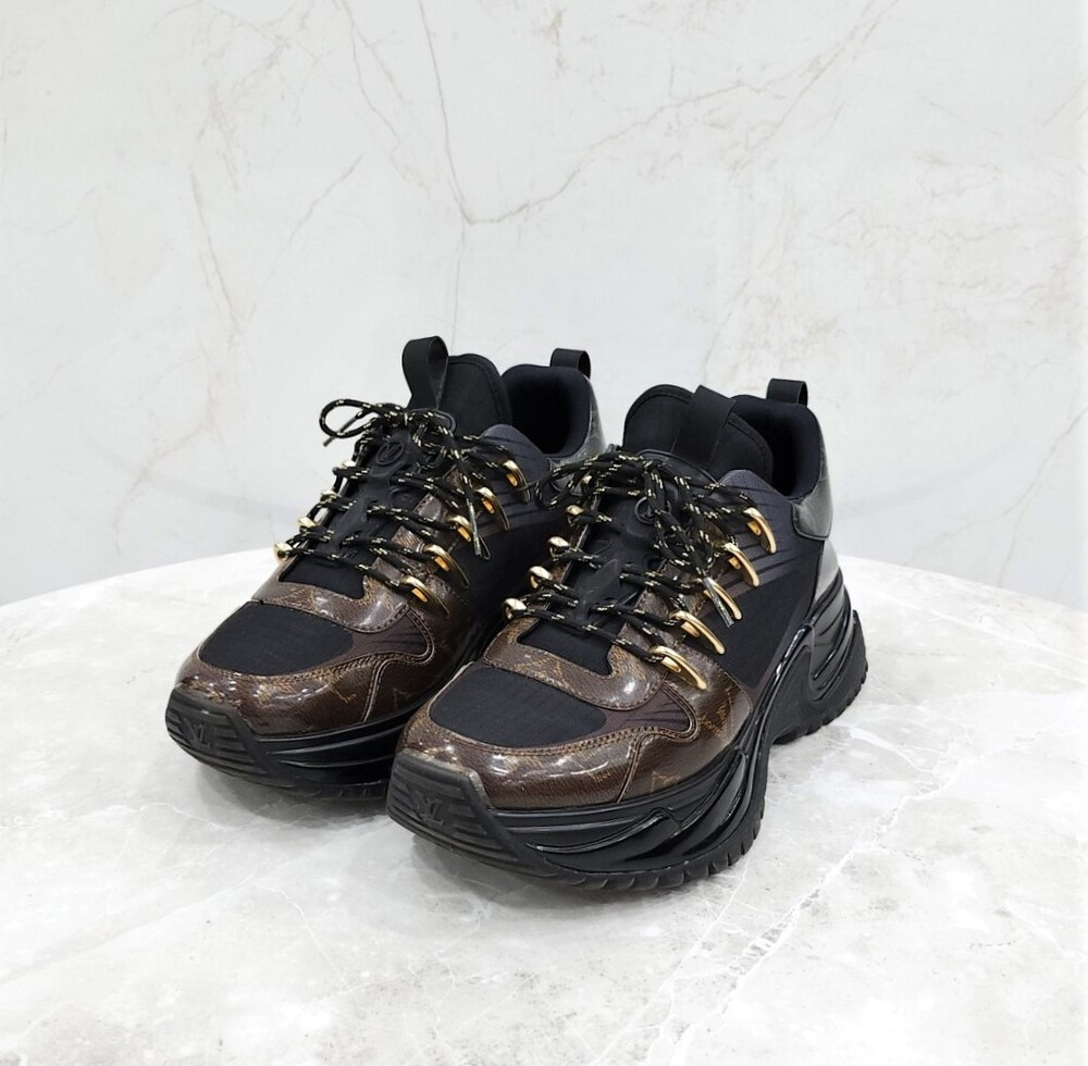 [럭스유] 5 / 루이비통 모노그램 펄스 스니커즈