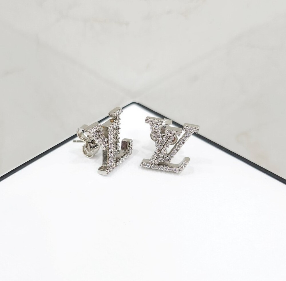 [럭스유] (새상품) 루이비통 LV 아이코닉 큐빅 귀걸이 M00608