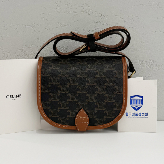 셀린느 트리옹프 폴코백 탄 미디움 숄더백 191502