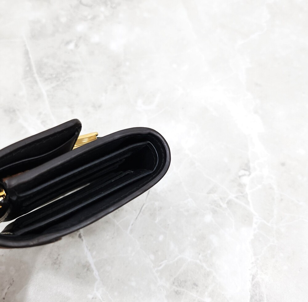 [럭스유] 루이비통 모노그램 도핀 컴팩트 월릿 지갑 M68725