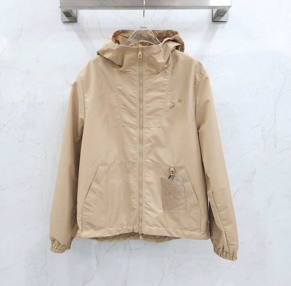 [럭스유] 46 / 루이비통 모노그램 리버서블 나일론 윈드브레이커