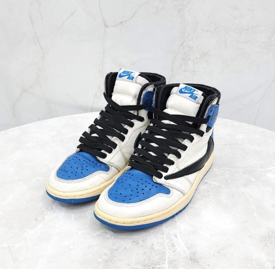 [럭스유] UK6.5 / 나이키 X 트래비스 스캇 프라그먼트 조던1 하이 OG