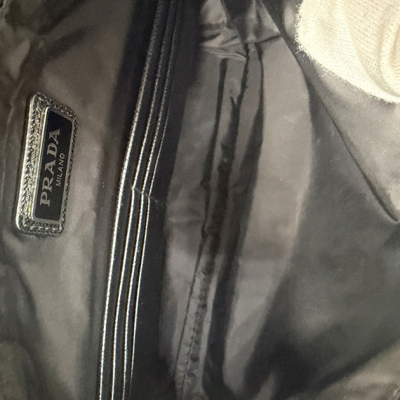 프라다 리나일론 사피아노 레더 파우치 블랙 2NH006