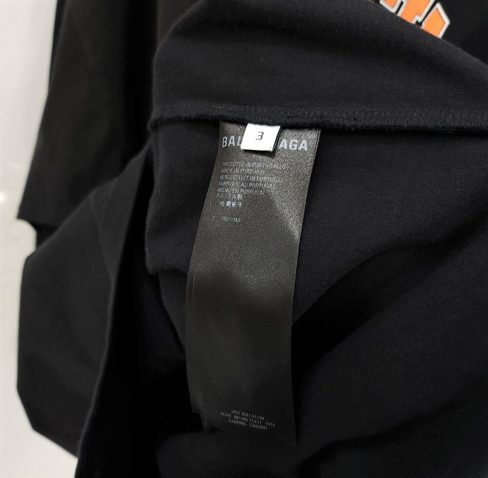 [럭스유] 3 / 발렌시아가 메종 BB 로고 프린팅 오버 롱 슬리브 티셔츠 681046