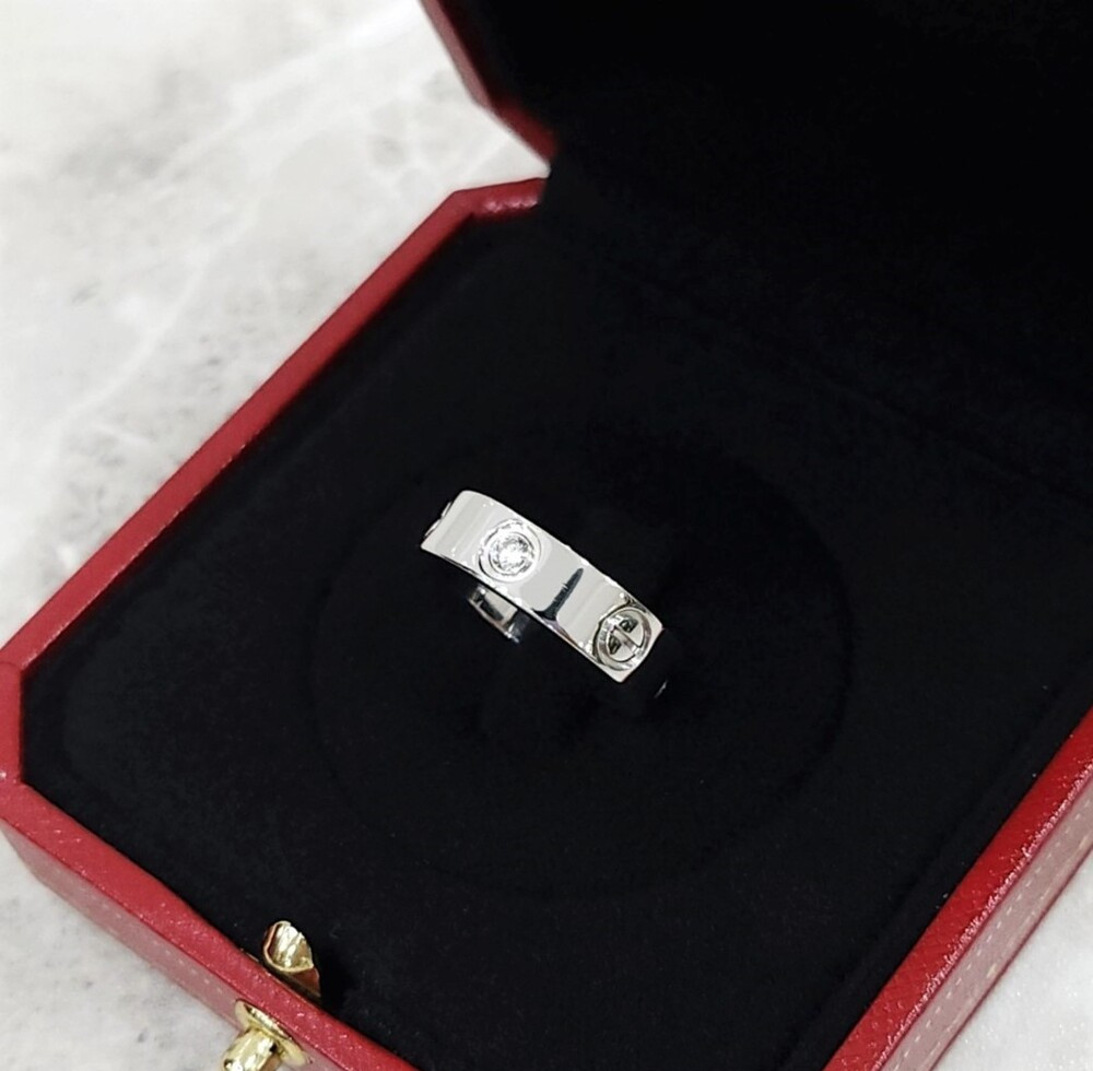 [럭스유] 까르띠에 화이트골드 다이아 3P 러브밴드 링 51호 B4032500