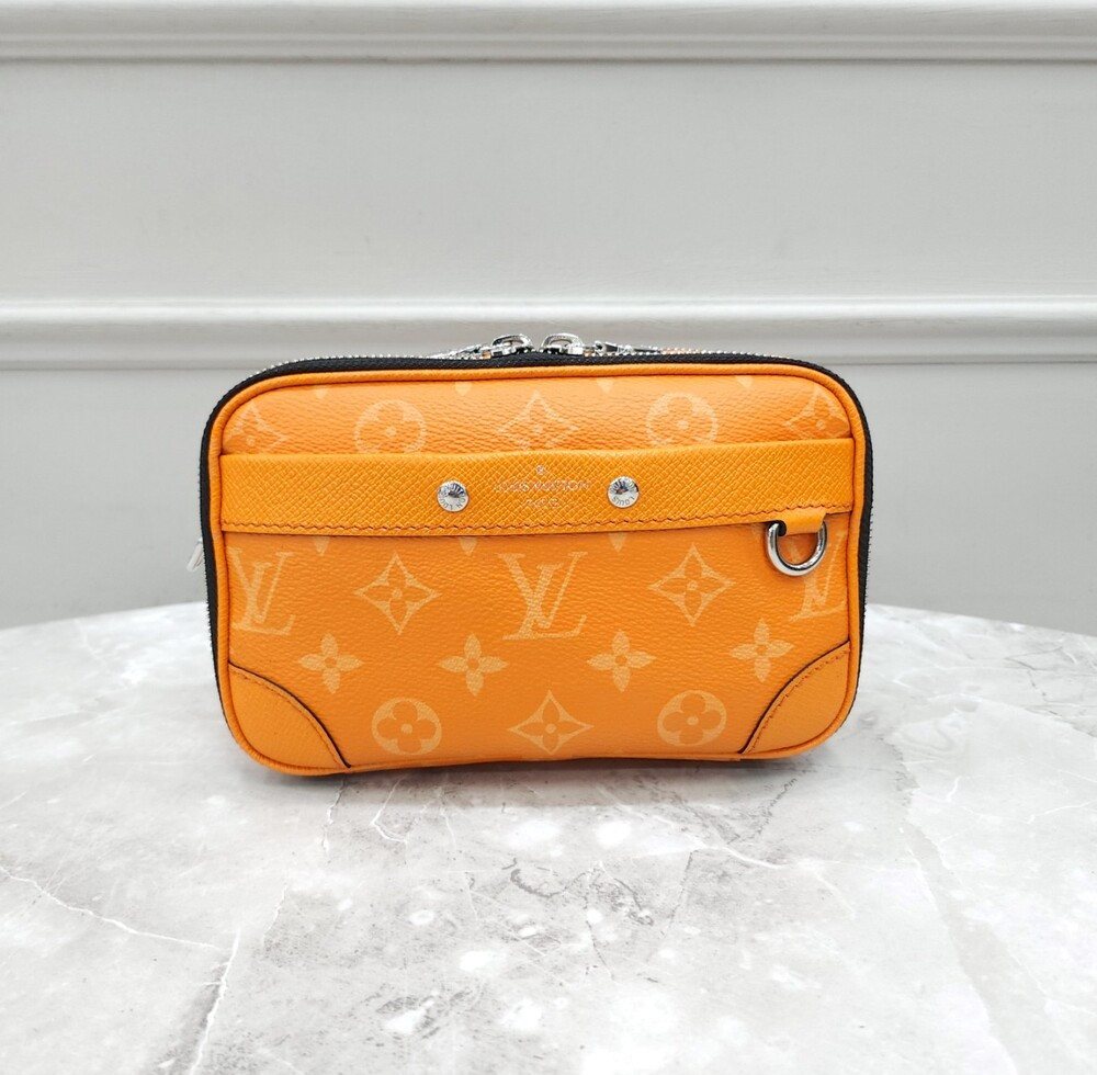 [럭스유] 루이비통 나노 알파 모노그램 크로스백 M31073