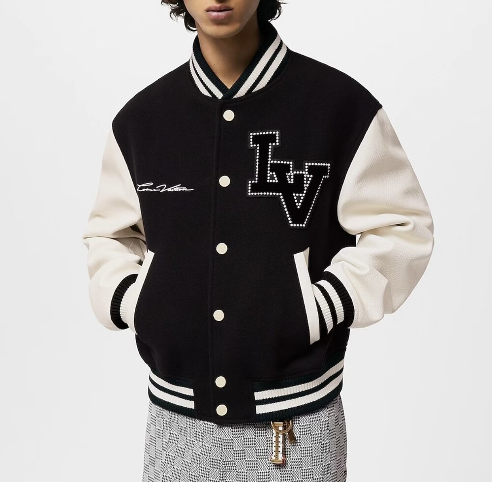 [럭스유] (새상품) 50 / 루이비통 LV 시그니처 바시티 블루종 자켓 1AFINS