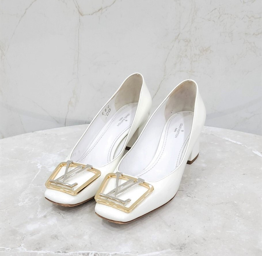[럭스유] 36 / 루이비통 LV 로고 마들렌 펌프스 힐