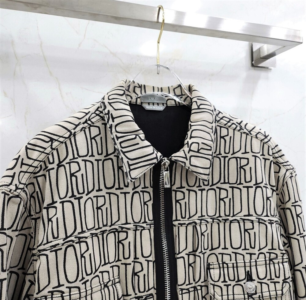 [럭스유] 50 / 디올 X 숀 스투시 멀티로고 트러커 자켓 033D493AY985