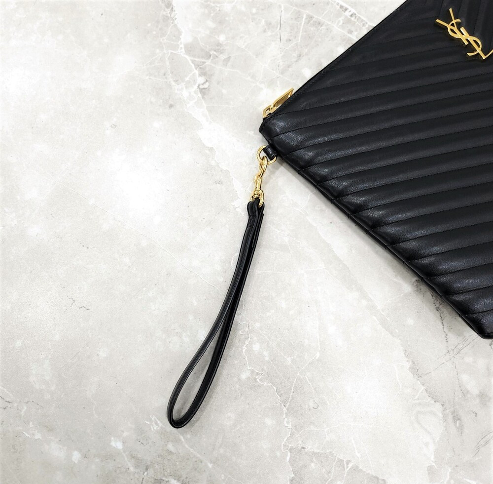 [럭스유] 생로랑 마틀라세 레더 스트랩 클러치 440222