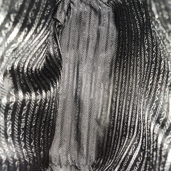 프라다 리에디션 1955 리나일론 미디엄 숄더백 블랙 1BG529