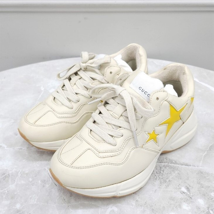 [럭스유] 34 / 구찌 스타패치 라이톤 스니커즈