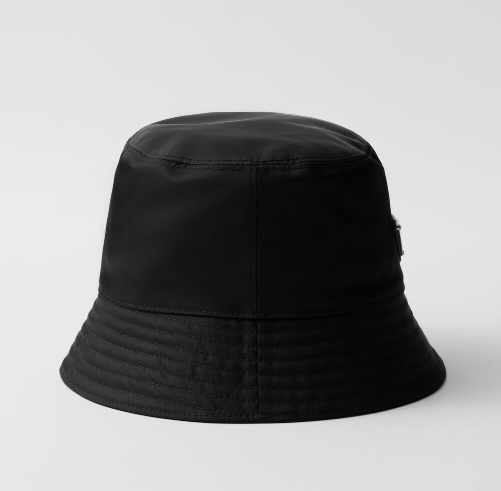[럭스유] 프라다 삼각로고 나일론 버킷햇 L 1HC137