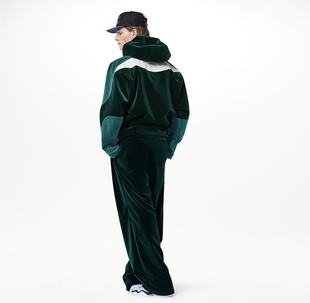 [럭스유] 48 / 루이비통 테크니컬 테이프 벨루어 윈드 브레이커 자켓