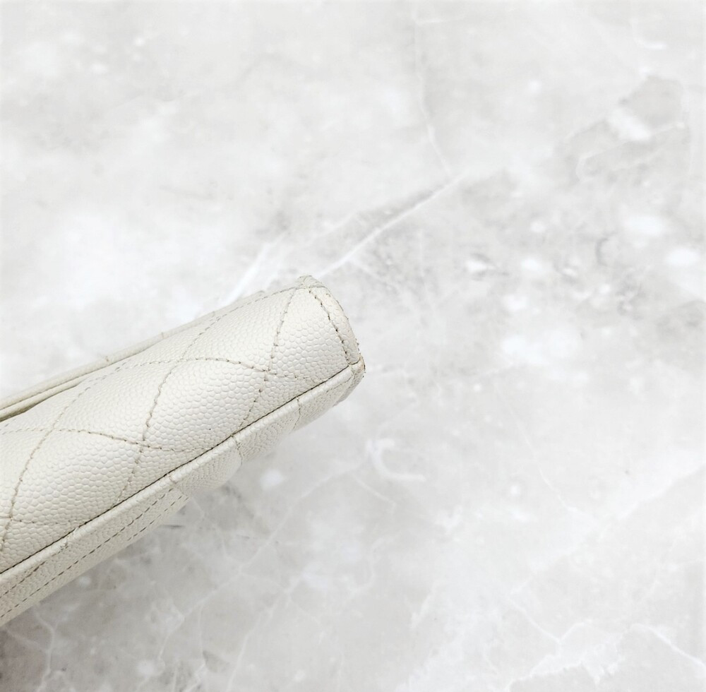 [럭스유] 생로랑 모노그램 엔벨로프 스트랩 클러치 651030