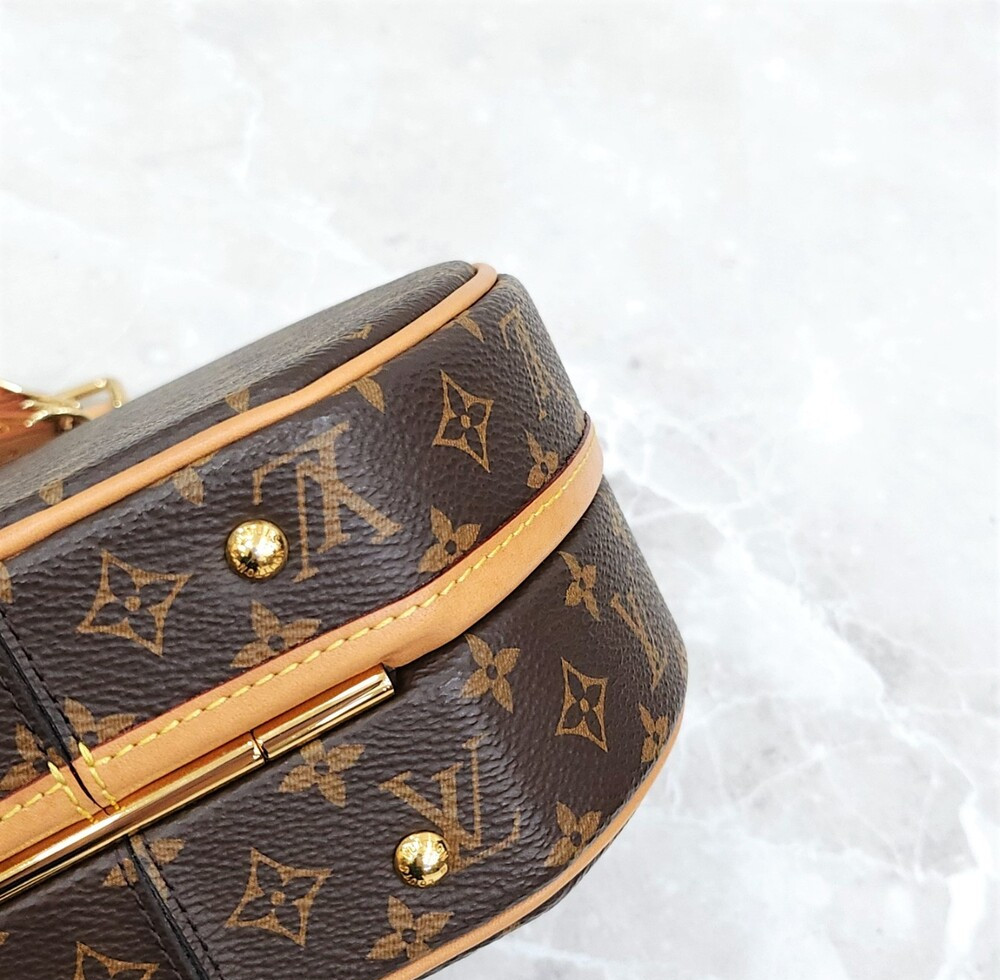 [럭스유] 루이비통 쁘띠뜨 부아뜨 샤포 모노그램 크로스백 M43514