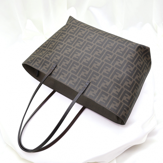 Fendi(펜디) 8BH185 PVC FF로고 쥬카 캔버스 롤 쇼퍼 숄더백