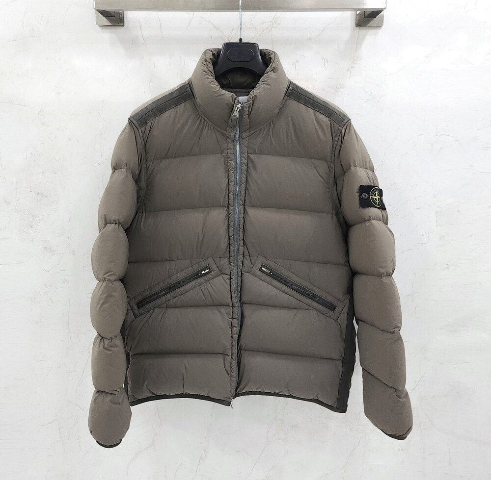 [럭스유] L / 스톤아일랜드 심리스 터널 TC 다운 패딩 머스크 그린 811543028